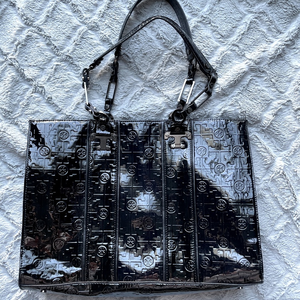 👜Tory Burch👜 Jordana signature embossed tote.